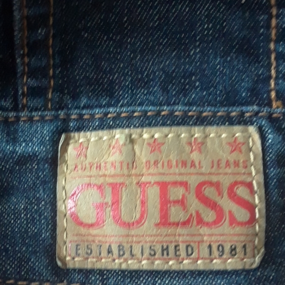 TAKE 1/2 OFF VINTAGE AUTHENTIC GUESS DENIM JACKET - Picture 13 of 16